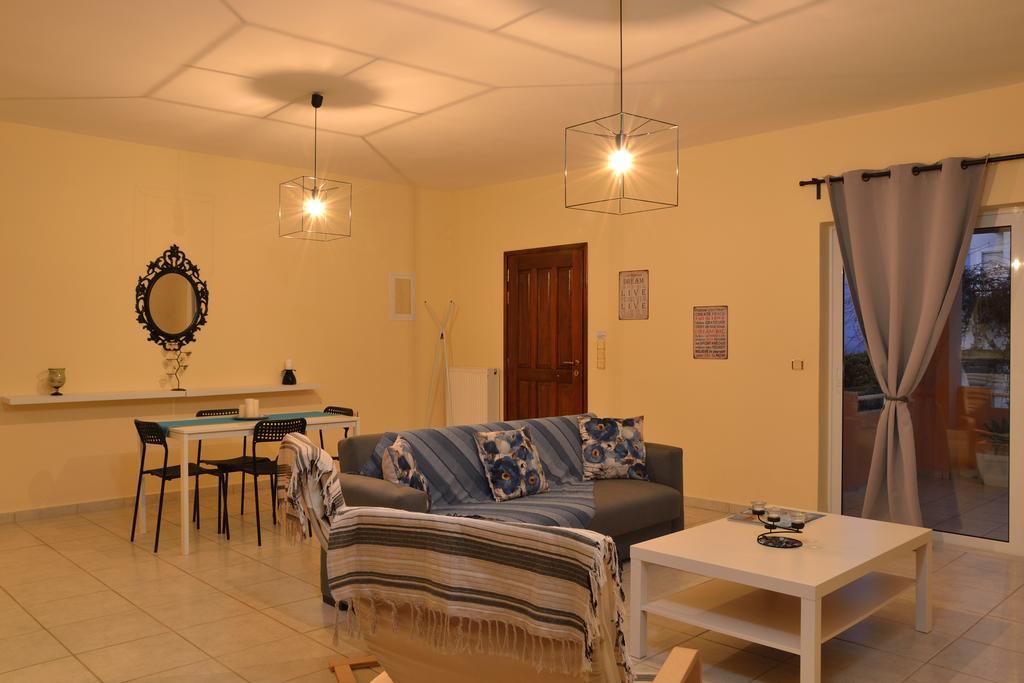 Sofoklis Apts Stalós 외부 사진